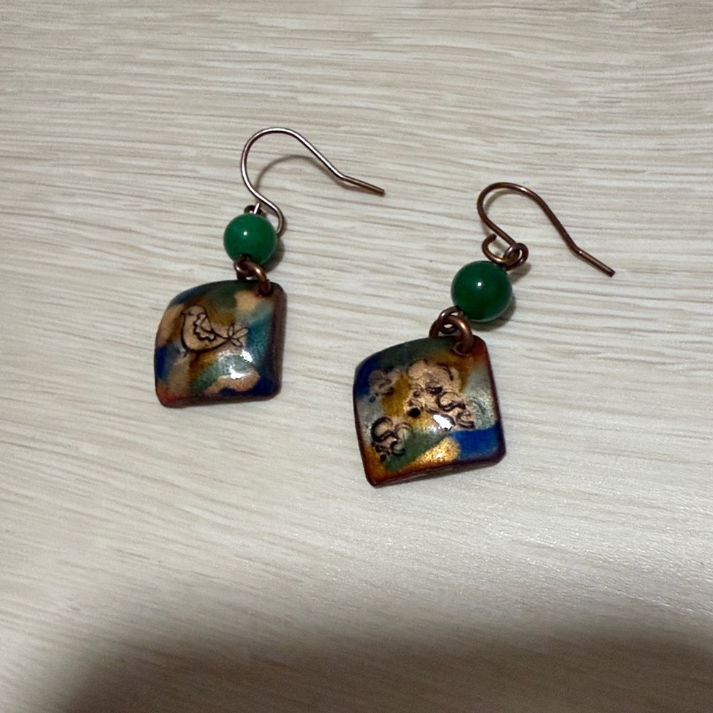3/$10 Boho Green and Gold Dangle Earrings - Picture 3 of 6